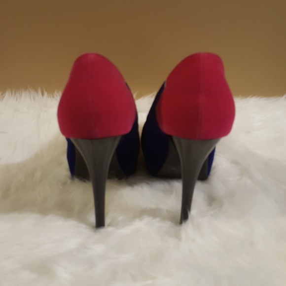 Stiletto Open Toe Pump - Picture 3 of 6